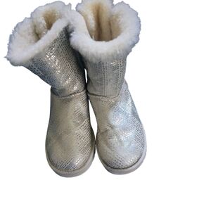 Silver  Ugg Boots with Faux Fur Lining